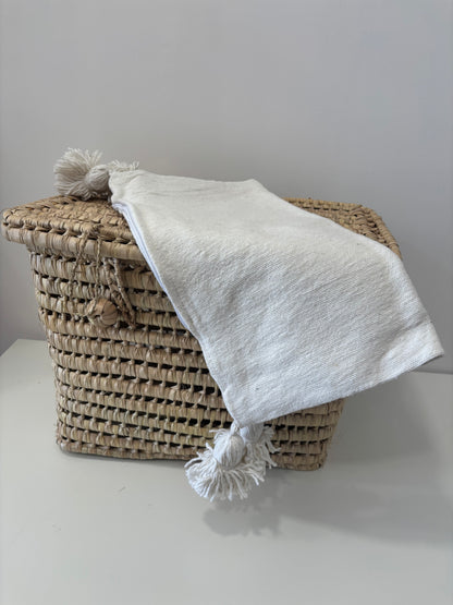 HOUSSE DE COUSSIN A POMPOM UNI