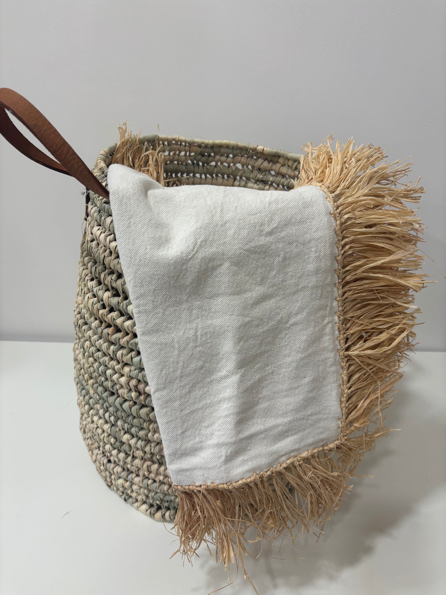 HOUSSE DE COUSSIN EN RAPHIA ET COTON